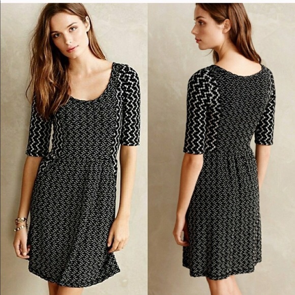 Anthropologie Dresses & Skirts - Anthro Saturday Sunday Chevron Panel Black Dress